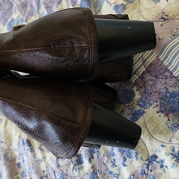 Vegan leather tall riding moto boots. Size 8 - Picture 4 of 8